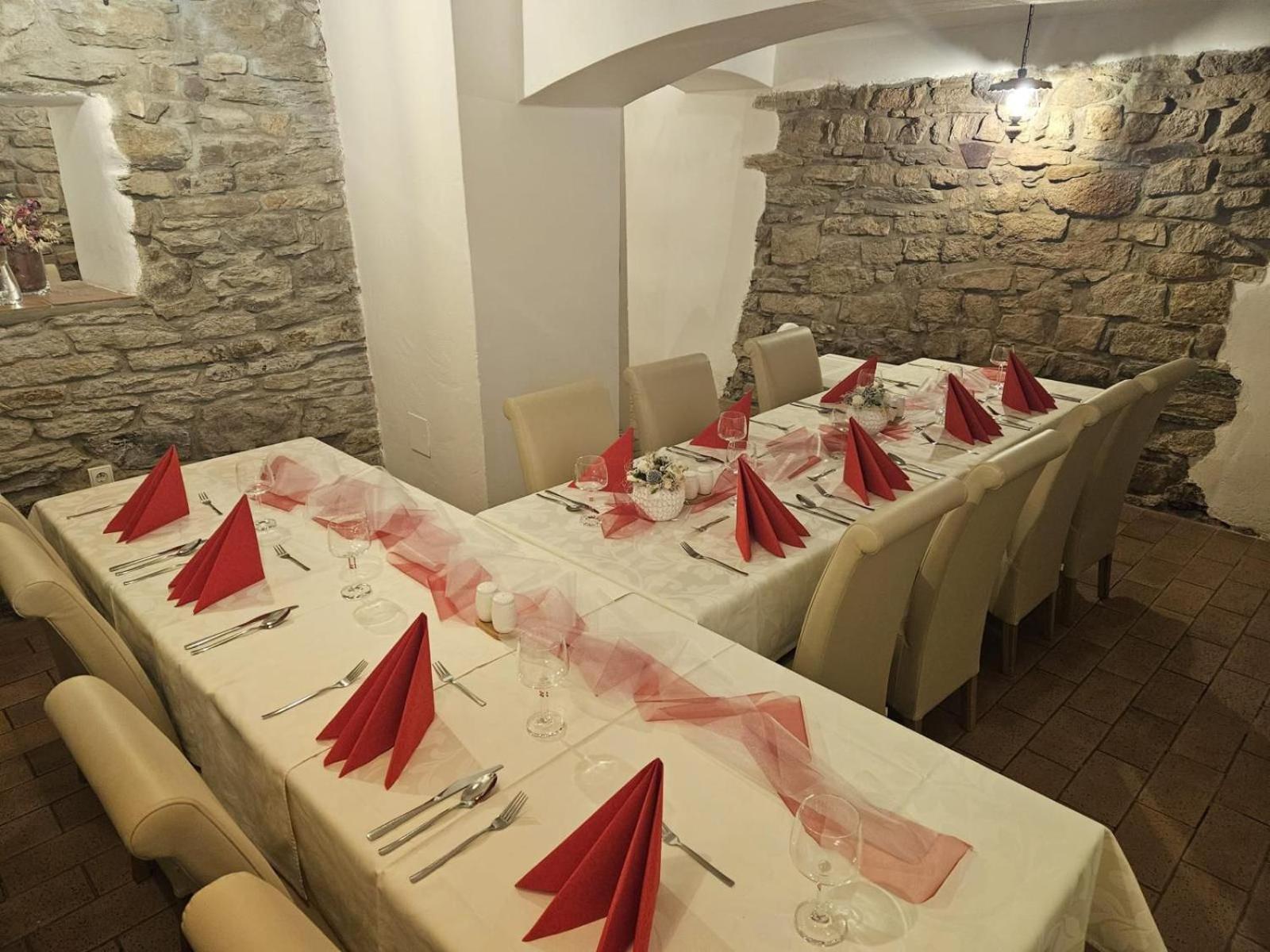 Hotel U Mesta Prahy Náchod Zewnętrze zdjęcie